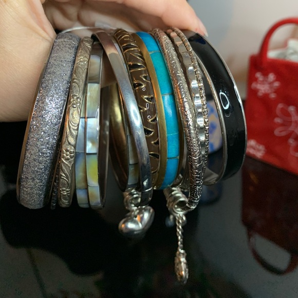 Bundle of 14 beautiful round bracelets✨ - Picture 5 of 6